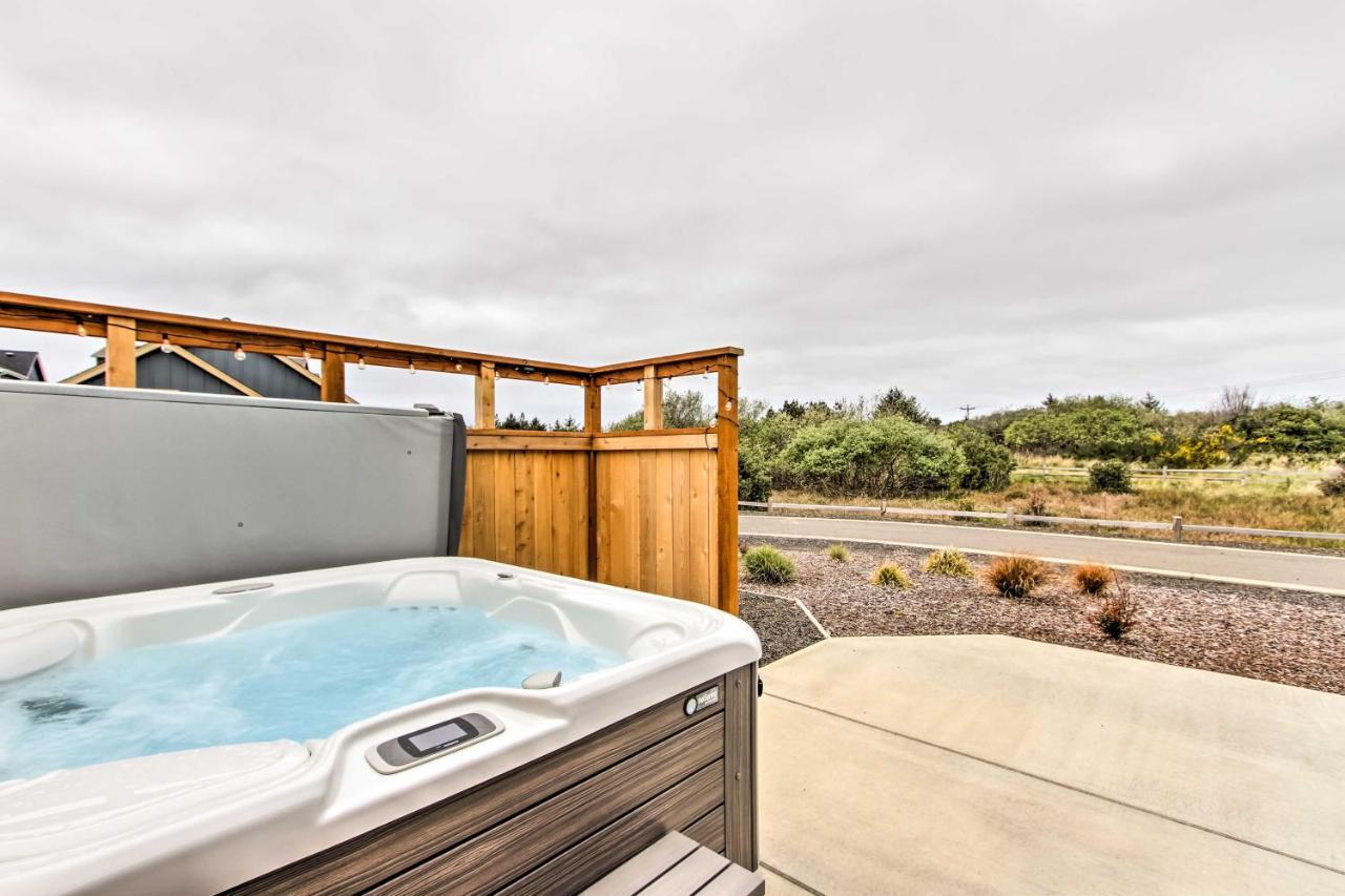 Ocean Shores House With Hot Tub - Walk To Beach Exterior foto